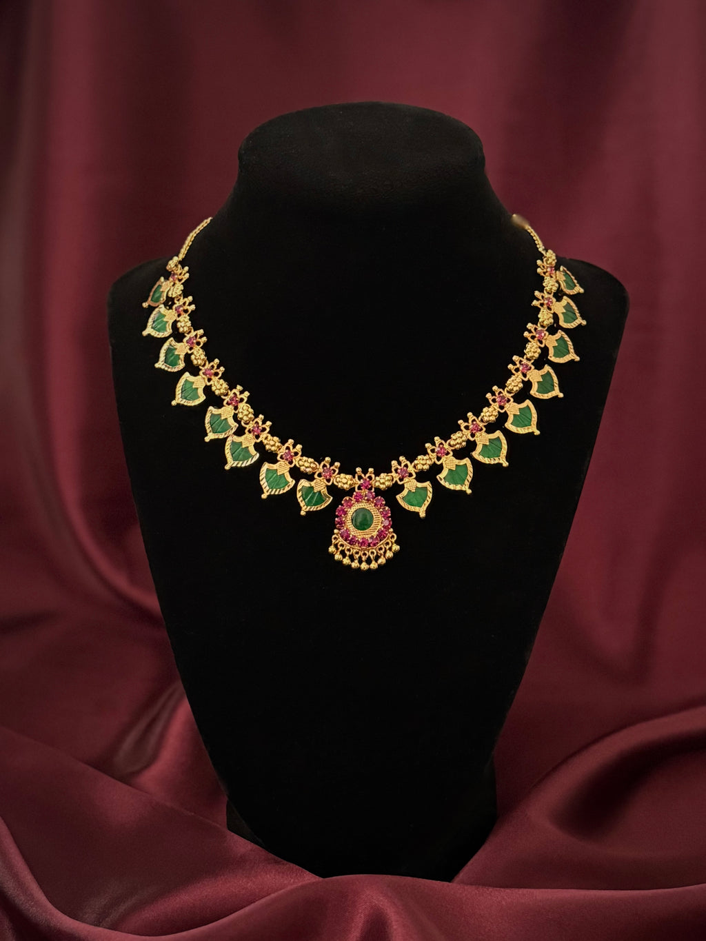 Palakka Maala Green 8x8 Gold plated