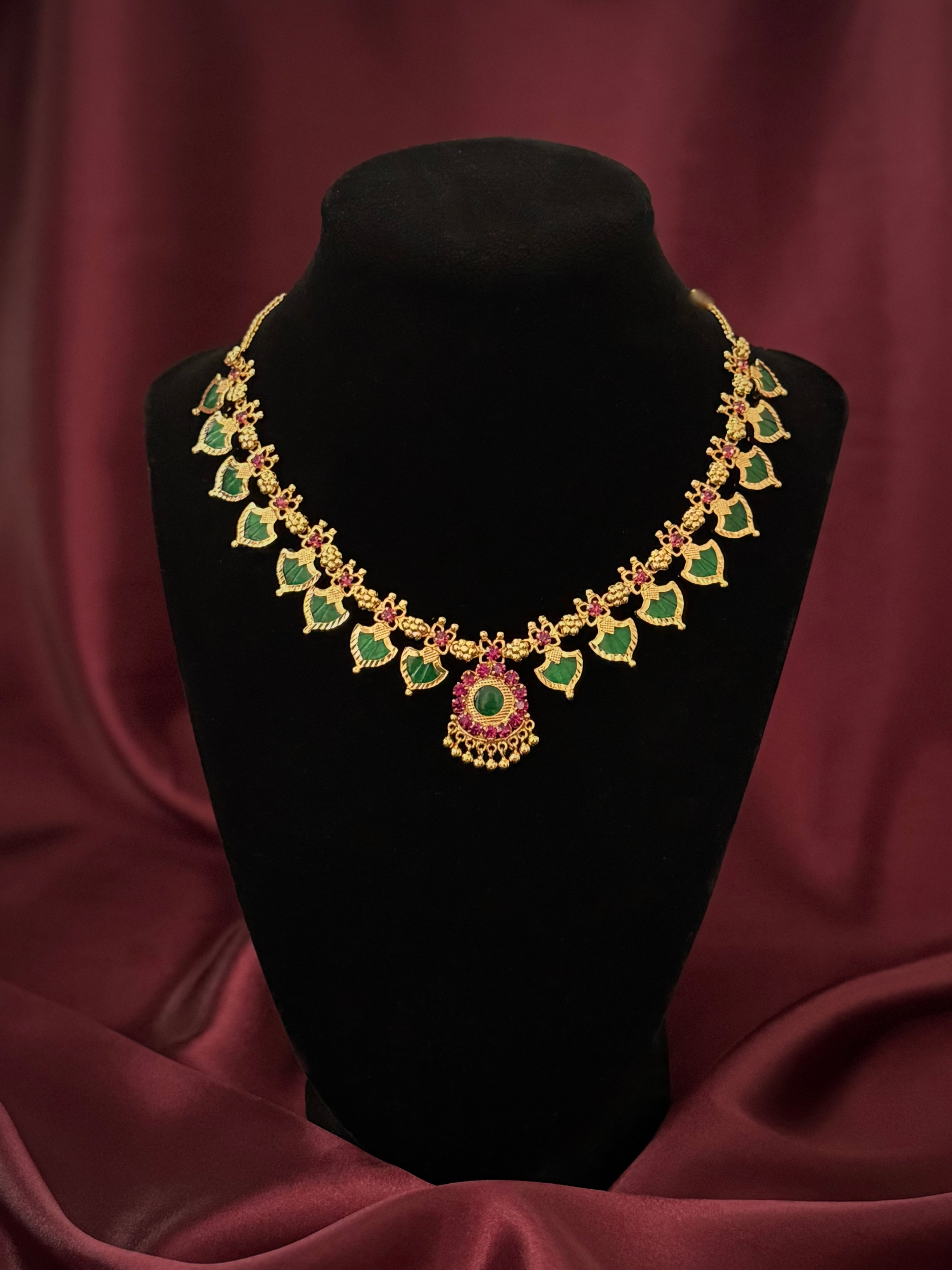 Palakka Maala Green 8x8 Gold plated