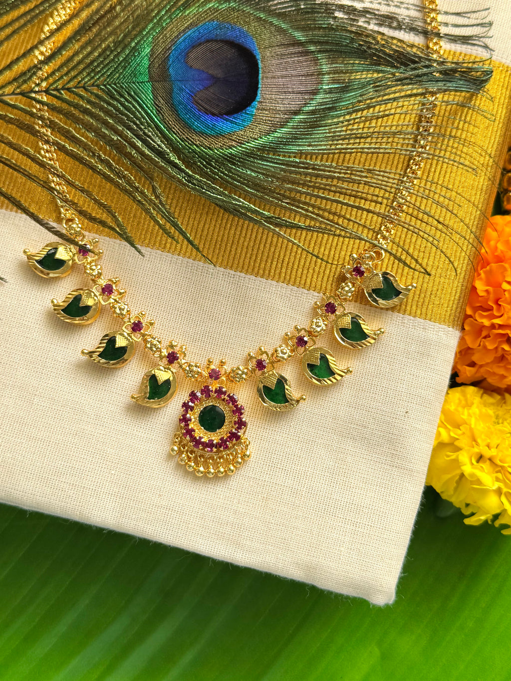 Manga Maala Green 4x4 Gold plated