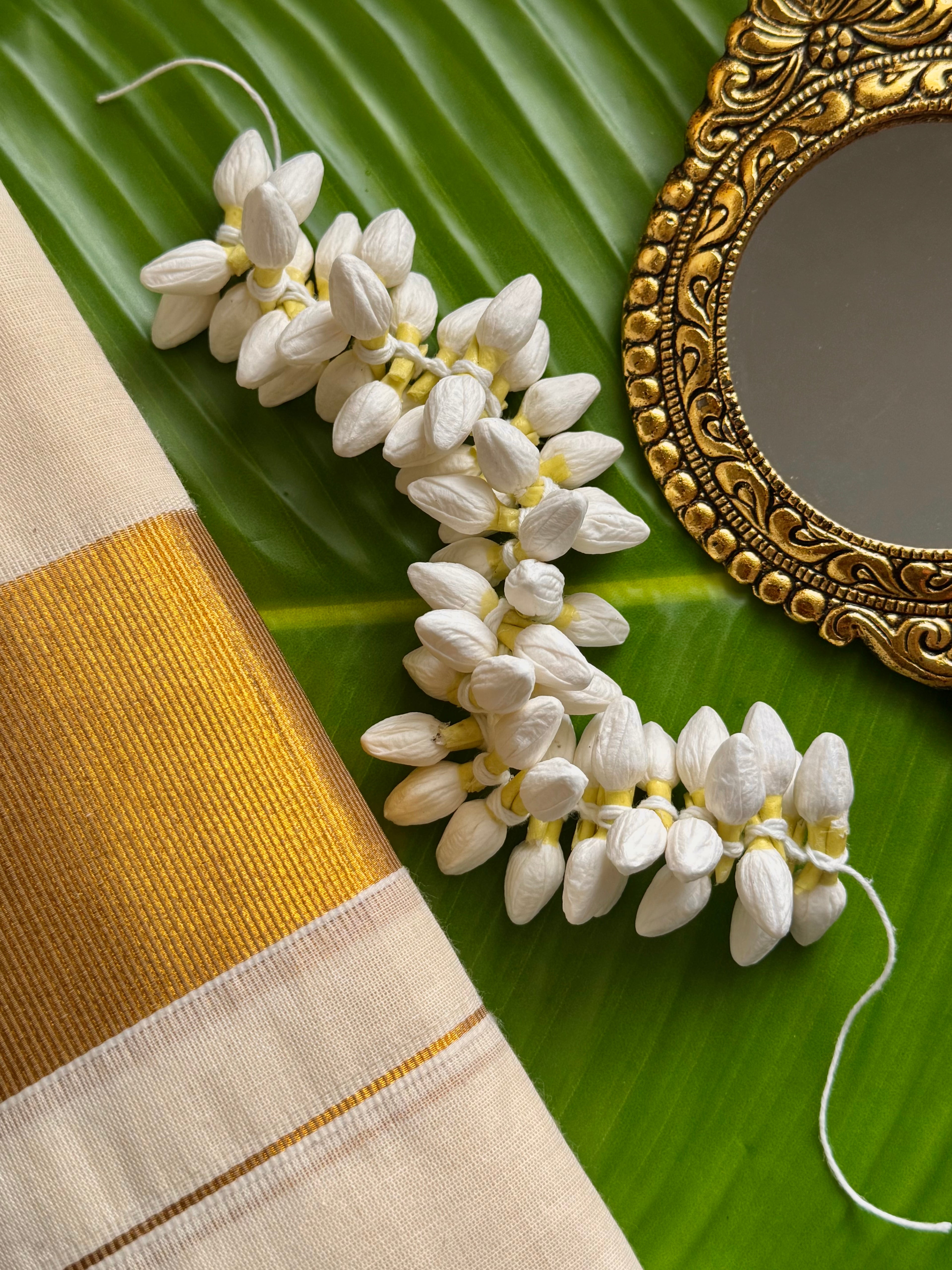 Jasmine bud artificial garland (1/2 muzham)