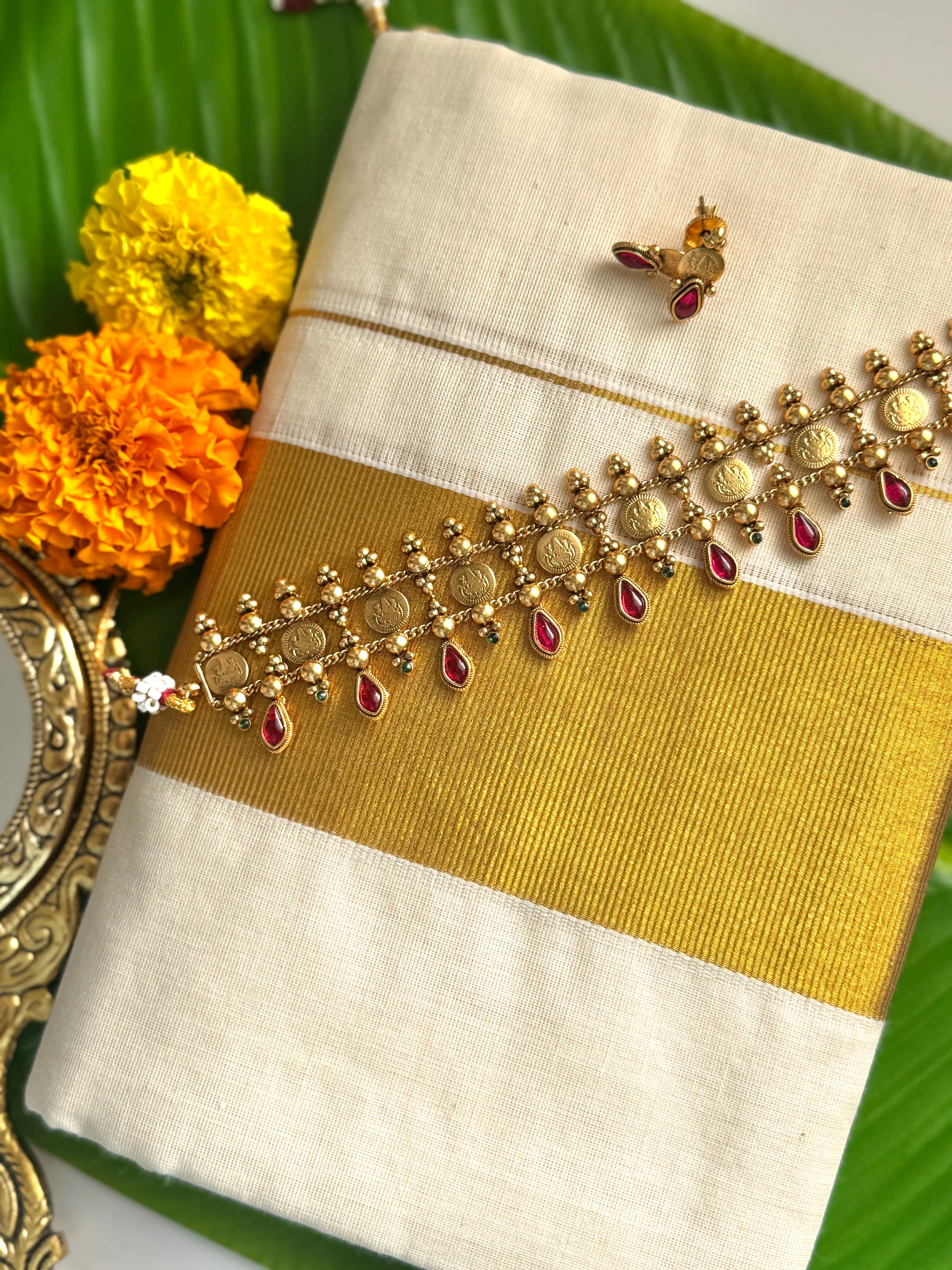 Kashumala Choker with Studs