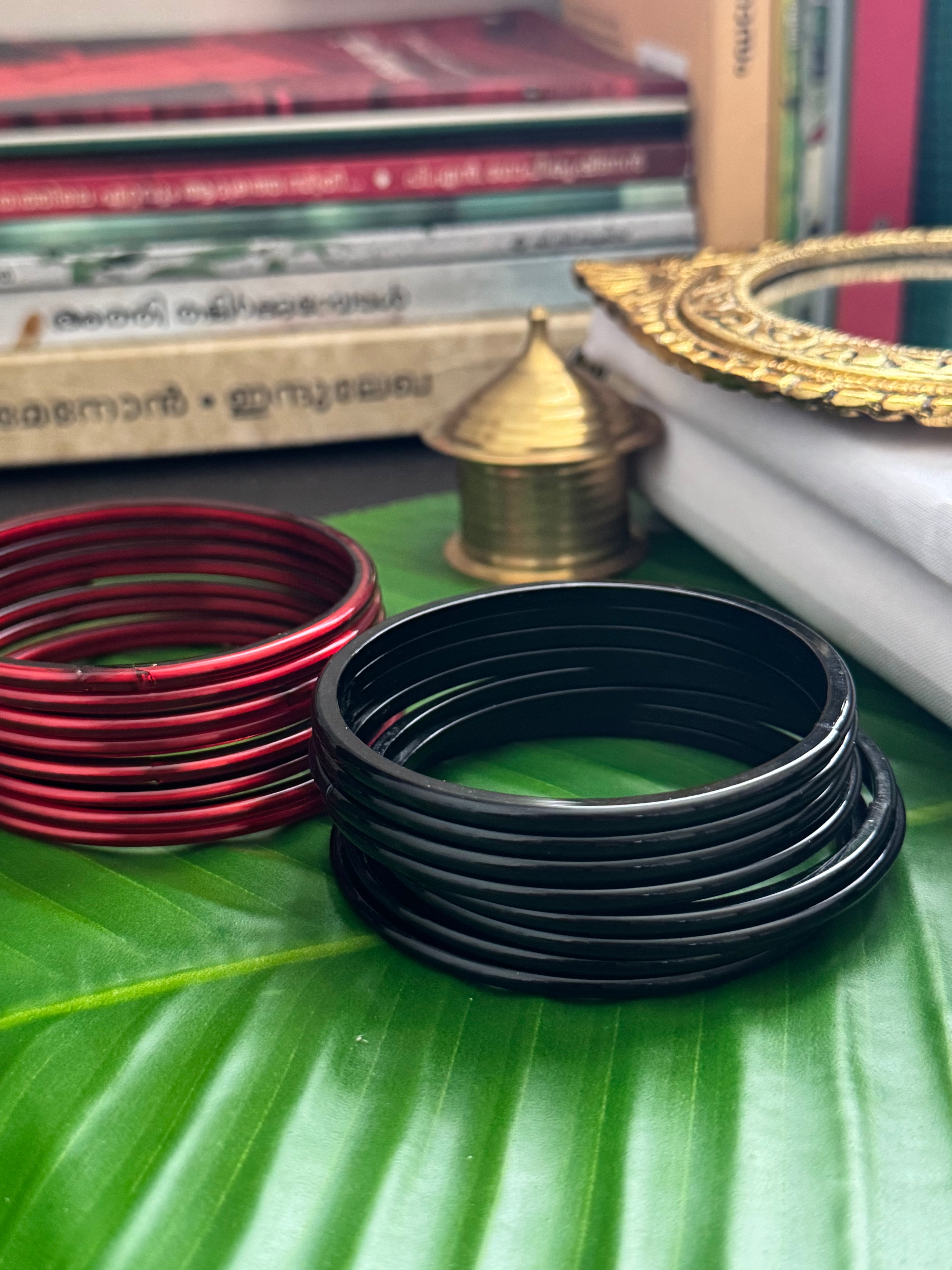 Plain Glass Bangles