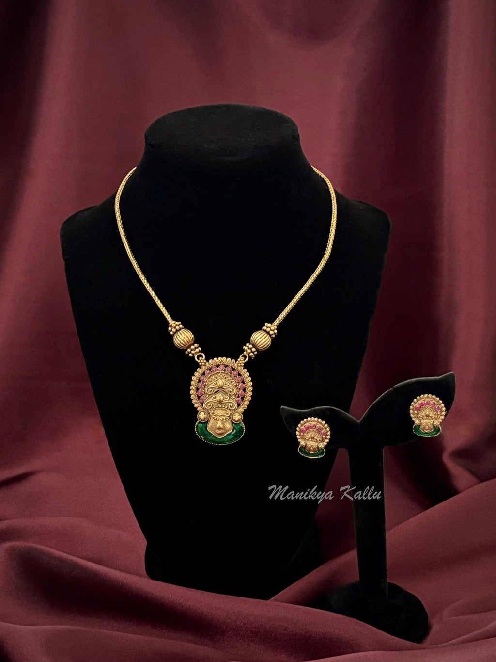 Antique Kathakali Pendant Necklace with Studs