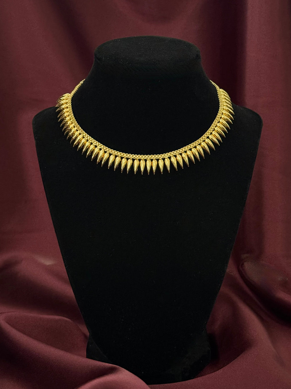 Mullamottu necklace