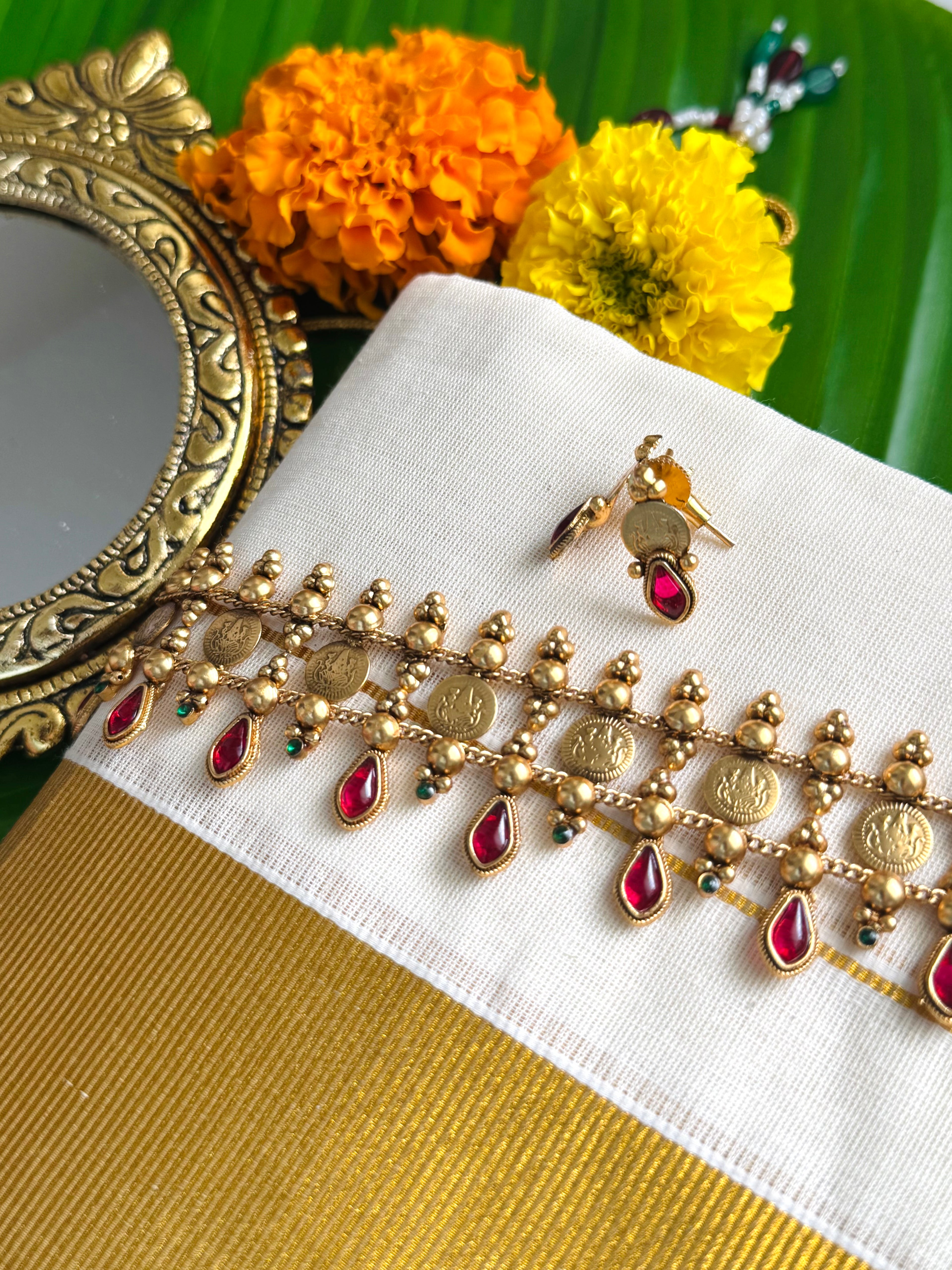 Kashumala Choker with Studs