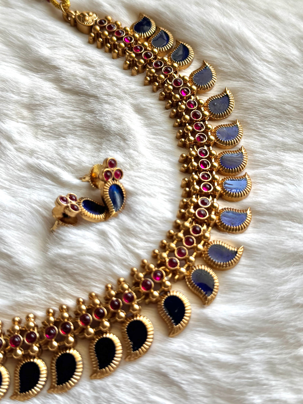 Blue Mango Antique Gold Necklace Set